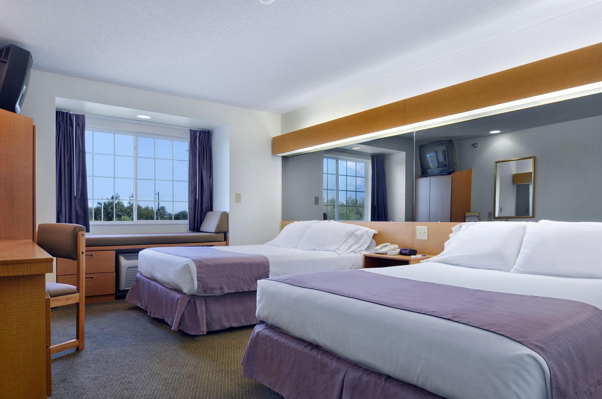 Microtel Inn&Suites by Wyndham Plattsburgh Zimmer foto